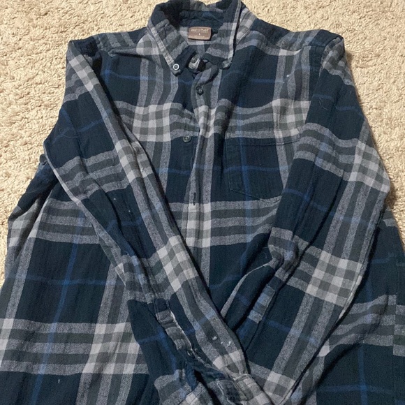 Plaid flannel button down - Picture 1 of 1